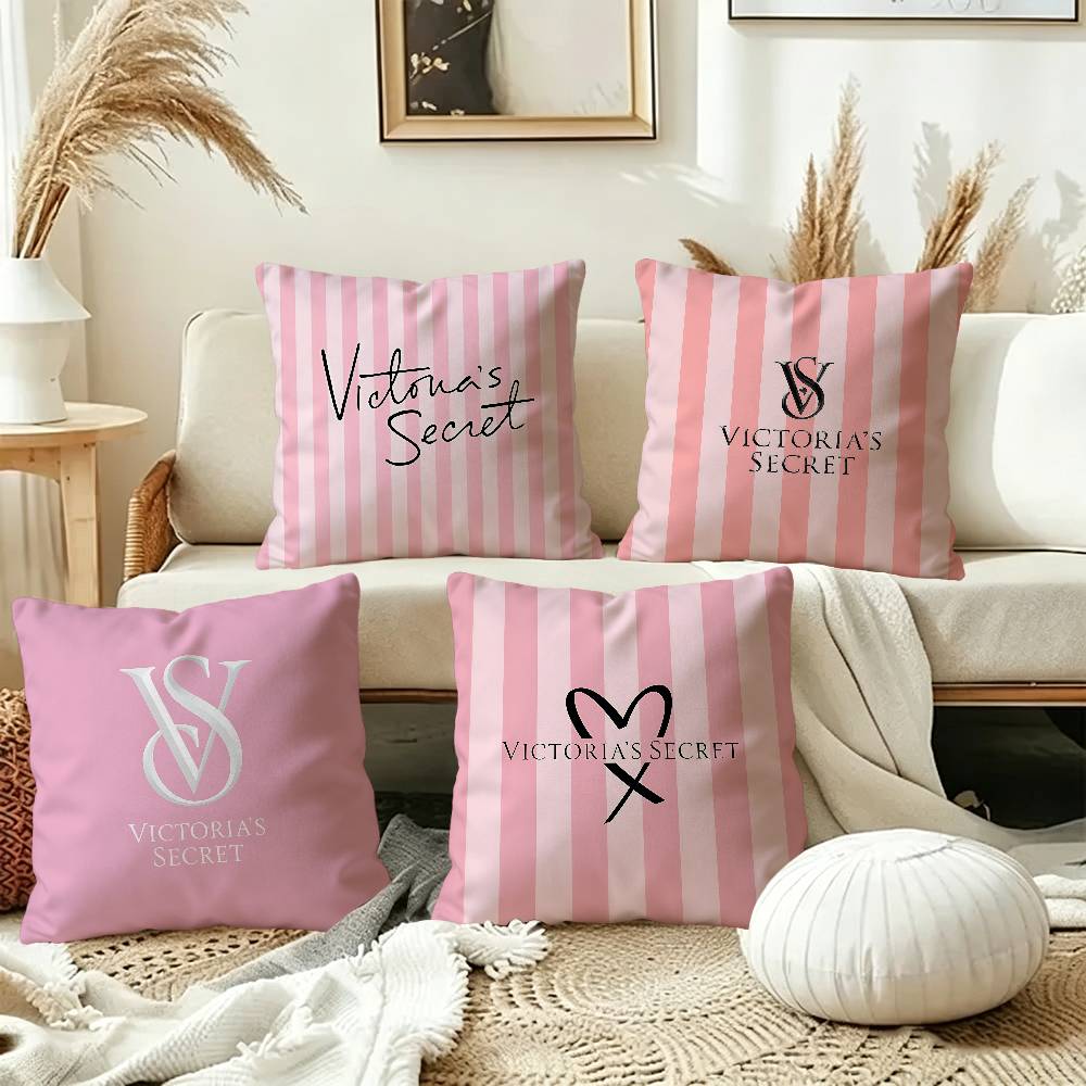 Beauty Makeup Louis Vuitton - غطاء وسادة مطبوع بتصميم تي فيكتوريا
