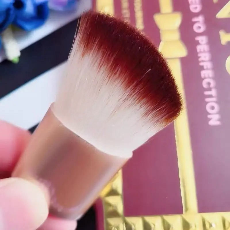 مجموعة أدوات المكياج الجديدة:  - مراجعة Beauty Makeup News وسعره