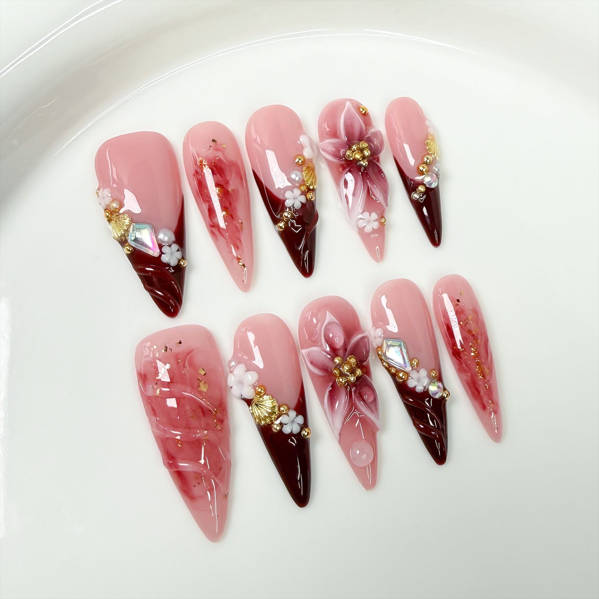 10 قطعة ريترو طويل خنجر وهمية  - مراجعة Nail Extension Tips وسعره