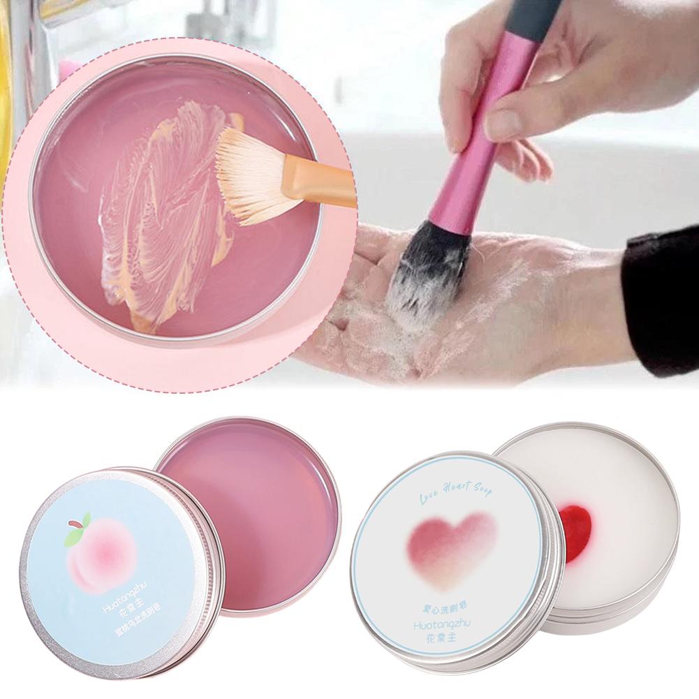 منظف فرش المكياج: تنظيف لطيف و - مراجعة Beauty Home Makeup وسعره